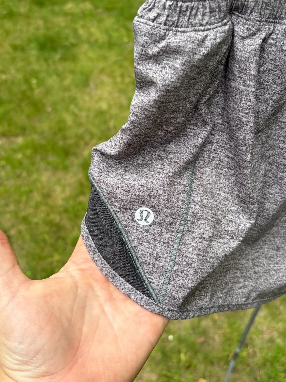 Lululemon Hotty Hot Short II 2.5